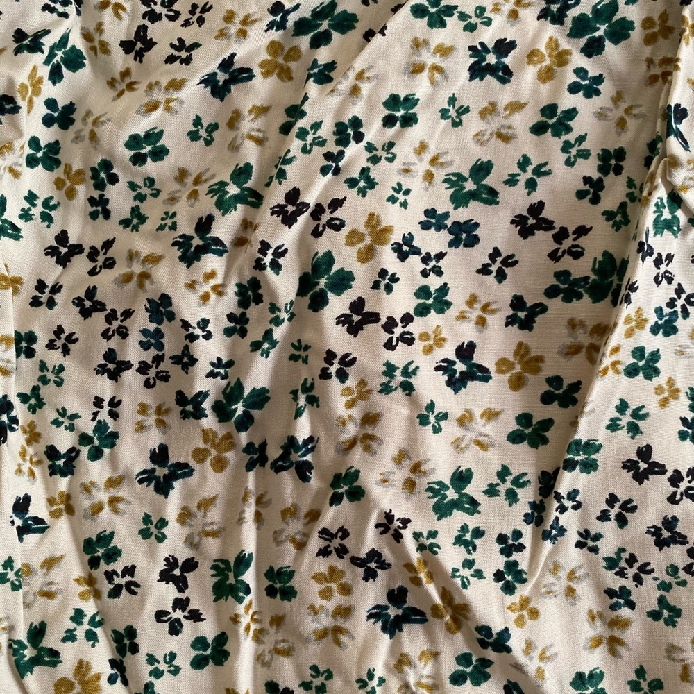 Old Navy Green Floral Circle Skirt